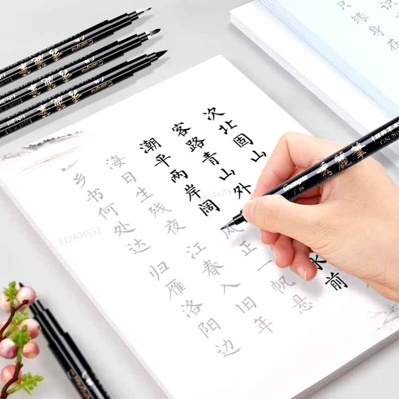 4Pcs/Set Calligraphy Pen Hand Lettering Art Pens Brush Ink Lettering Pens Markers for Writing Drawing Black Ink Pens Art Marker